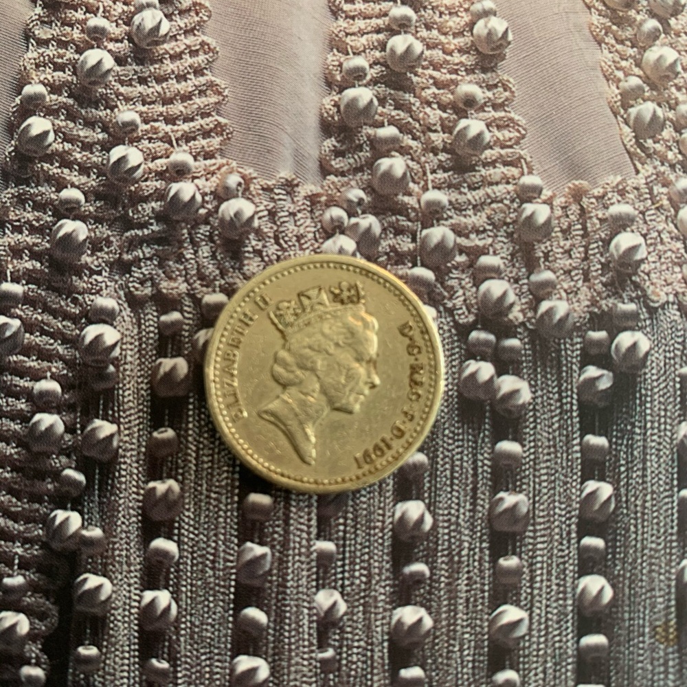 Elizabeth II one pound coin upside down1993